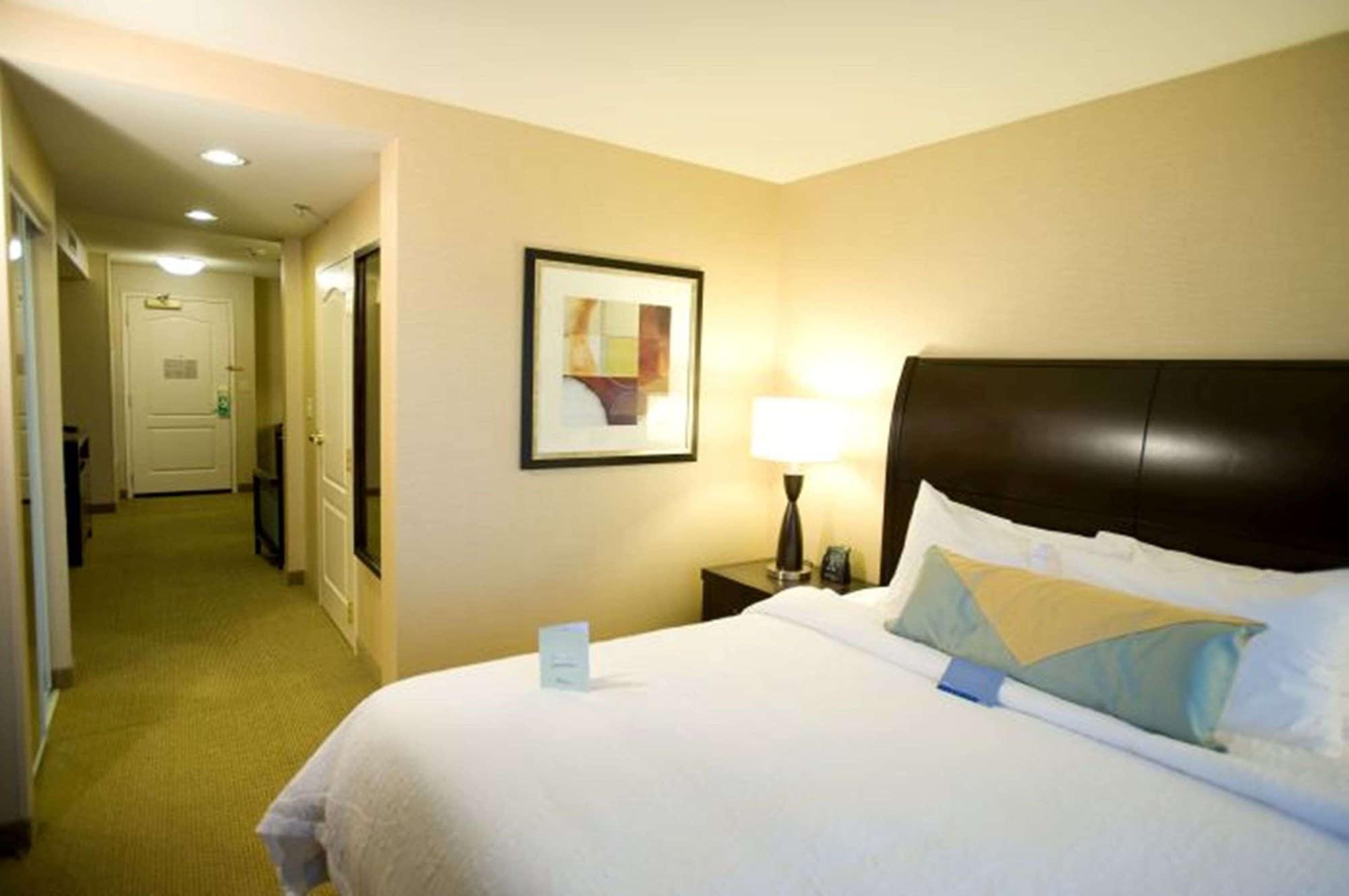 Hilton Garden Inn Omaha East/Каунсъл Блъфс Екстериор снимка