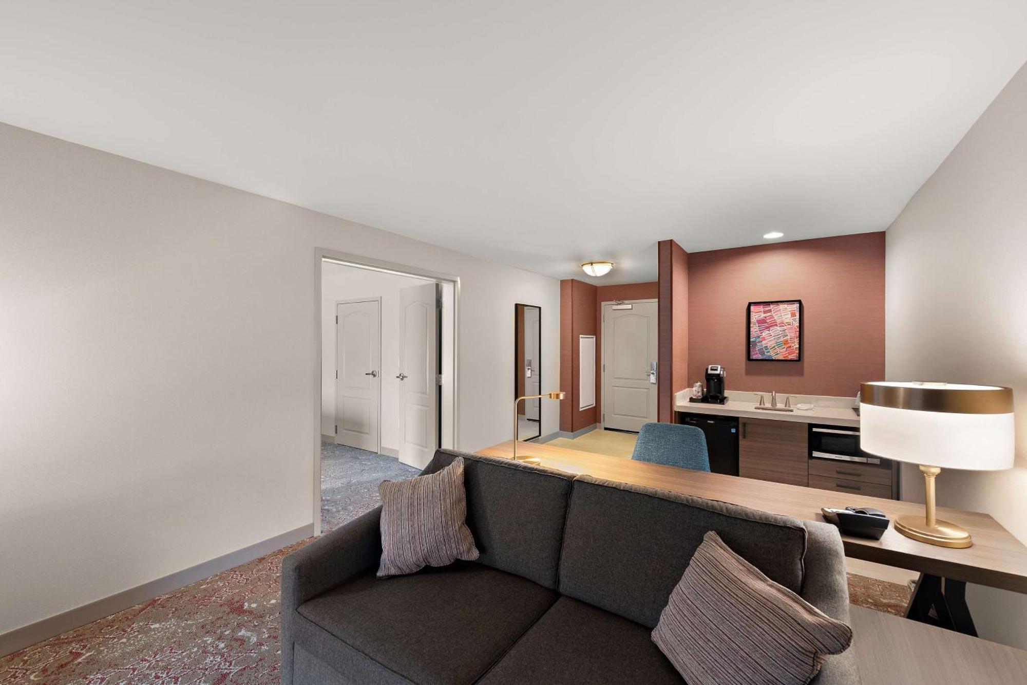 Hilton Garden Inn Omaha East/Каунсъл Блъфс Екстериор снимка