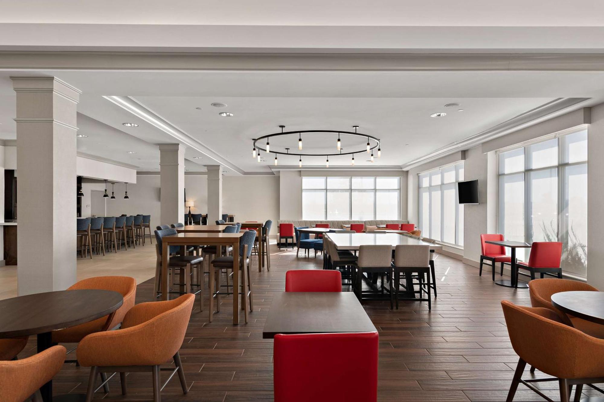 Hilton Garden Inn Omaha East/Каунсъл Блъфс Екстериор снимка