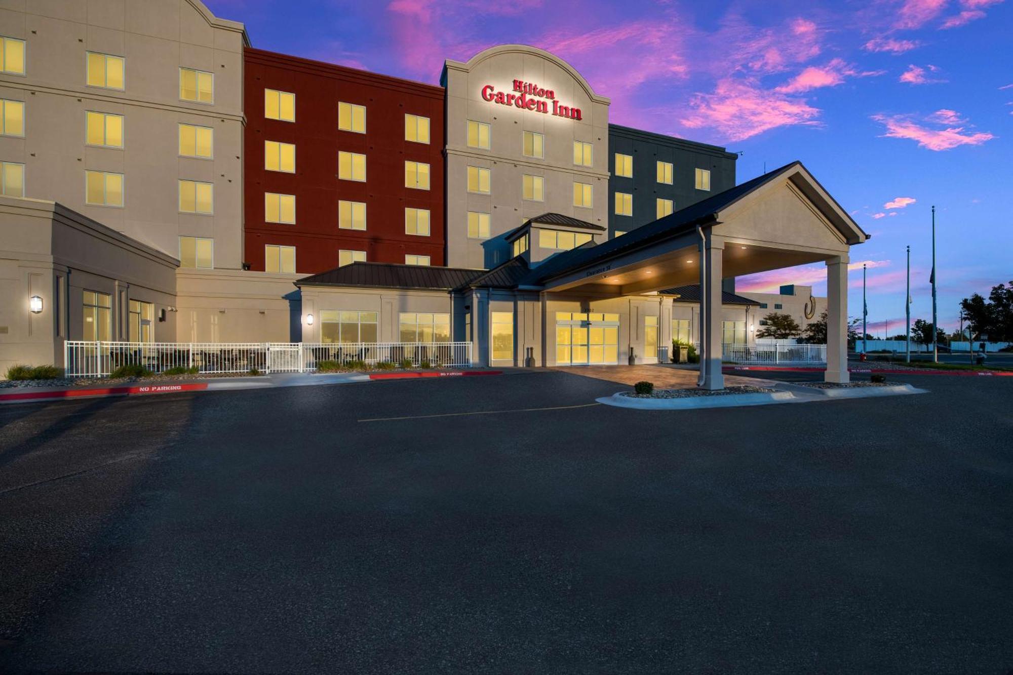 Hilton Garden Inn Omaha East/Каунсъл Блъфс Екстериор снимка